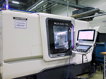DMG MORI NLX 2500/700